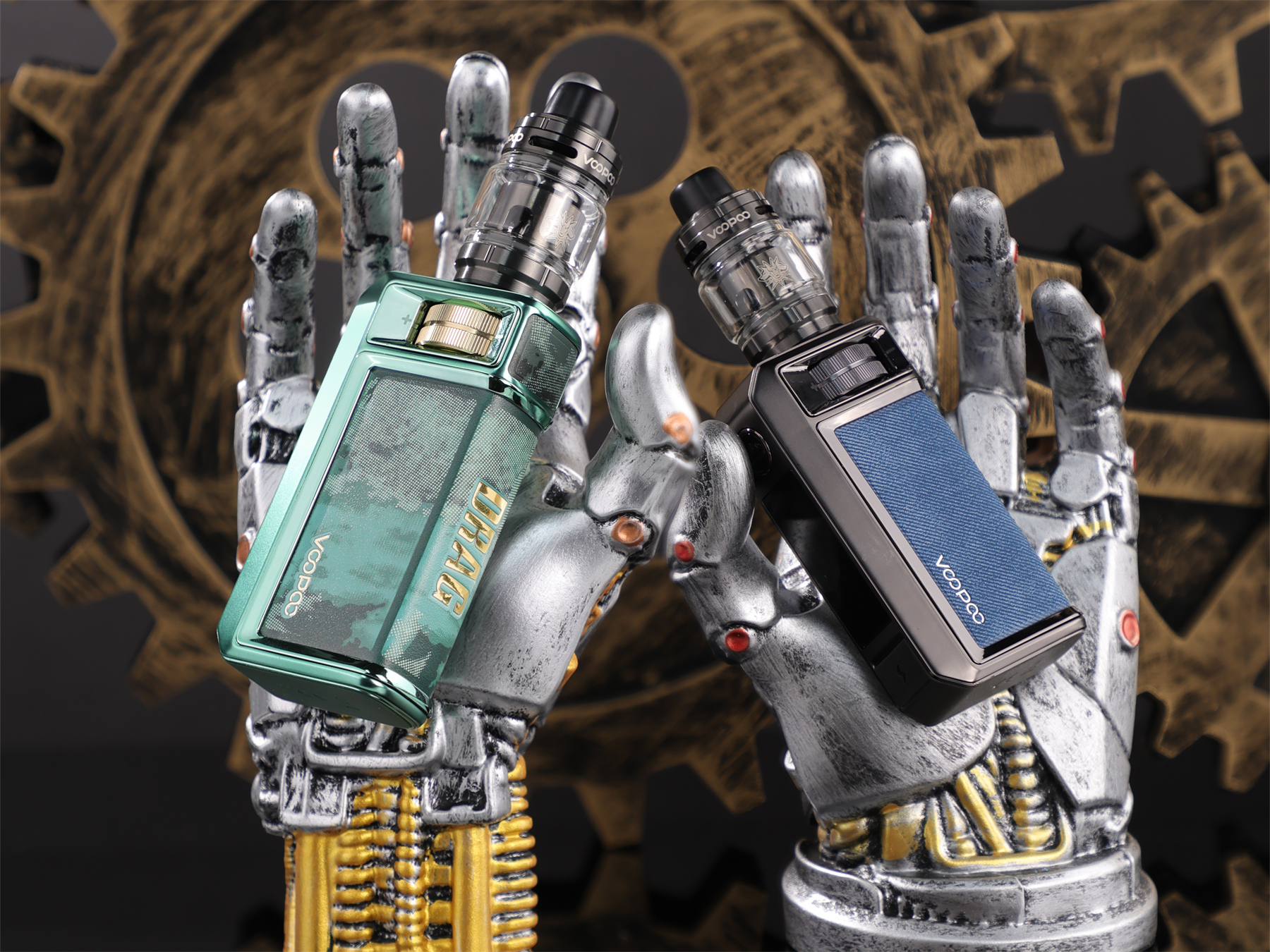 VOOPOO DRAG 6 professional 4400mAh built-in battery 220W MOD kit with GENE TT 3.0 chip UFORCE-X Tank II precision control wheel capacitive unlock sensor and MUSE Gold award-winning design